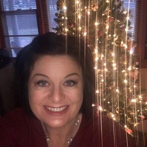 Meet your Posher, Rita